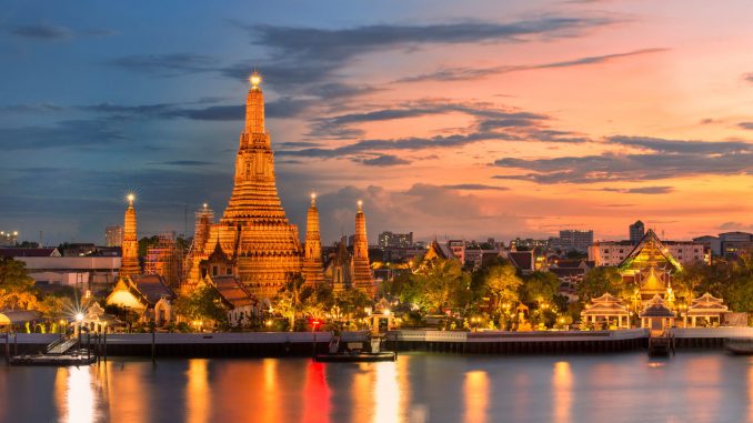que faire et que voir absolument a bangkok, Wat Arun Bangkok, Thaïlande
